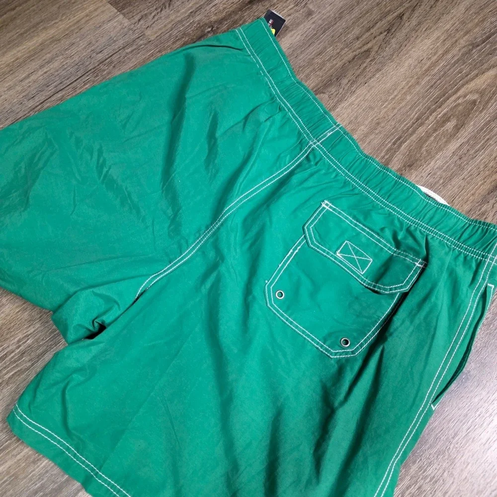 Roundtree & Yorke Mens XL Swim Trunks Green Contrast Stitch Board Shorts NEW‎